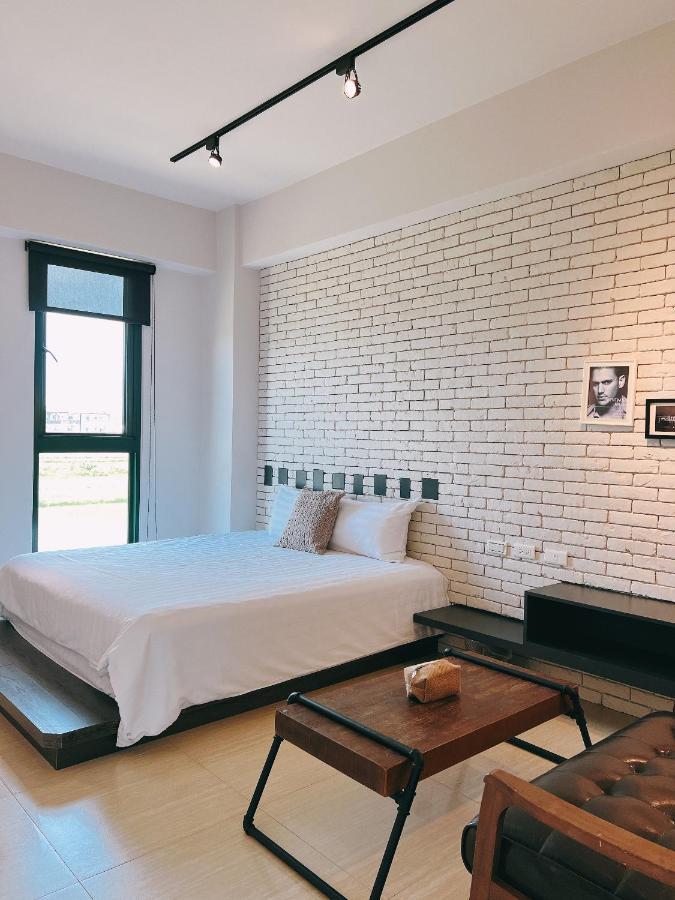 Wei Wei Chu B&B Zhuangwei Екстер'єр фото